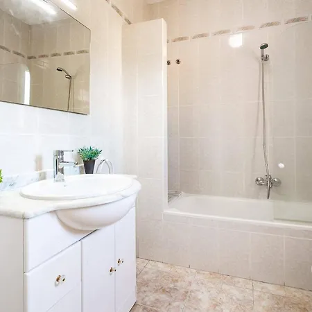 Villa Carolina Blanca By *