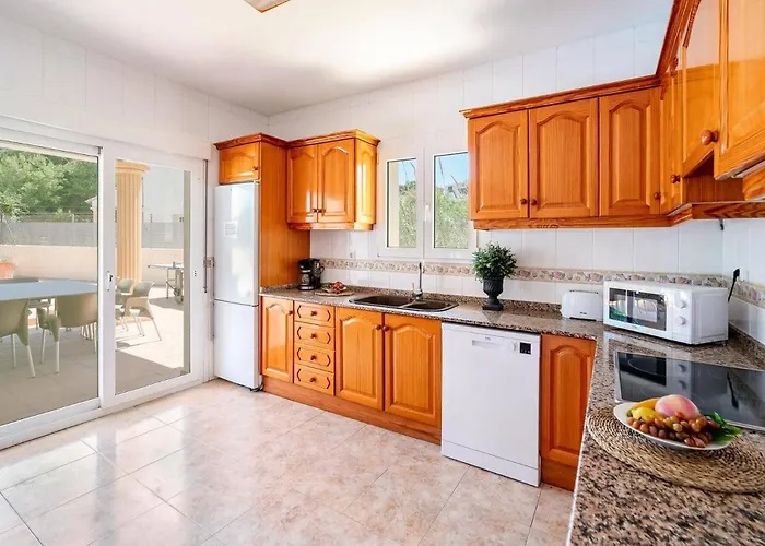 Carolina Blanca By Villa Calpe