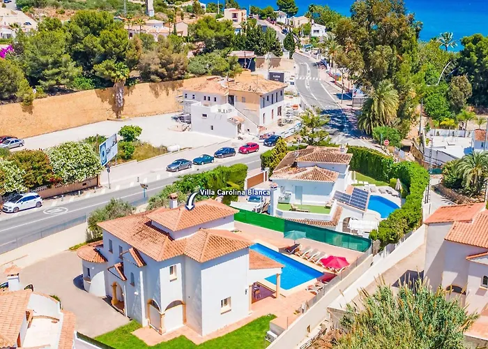 Villa Carolina Blanca By Calp