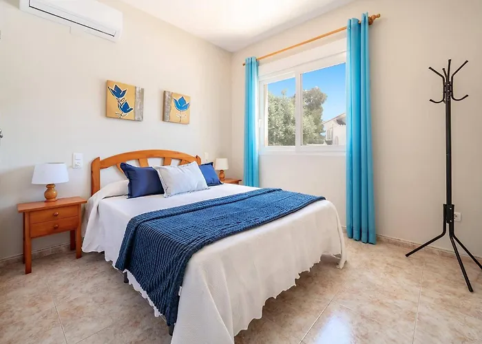 Carolina Blanca By *